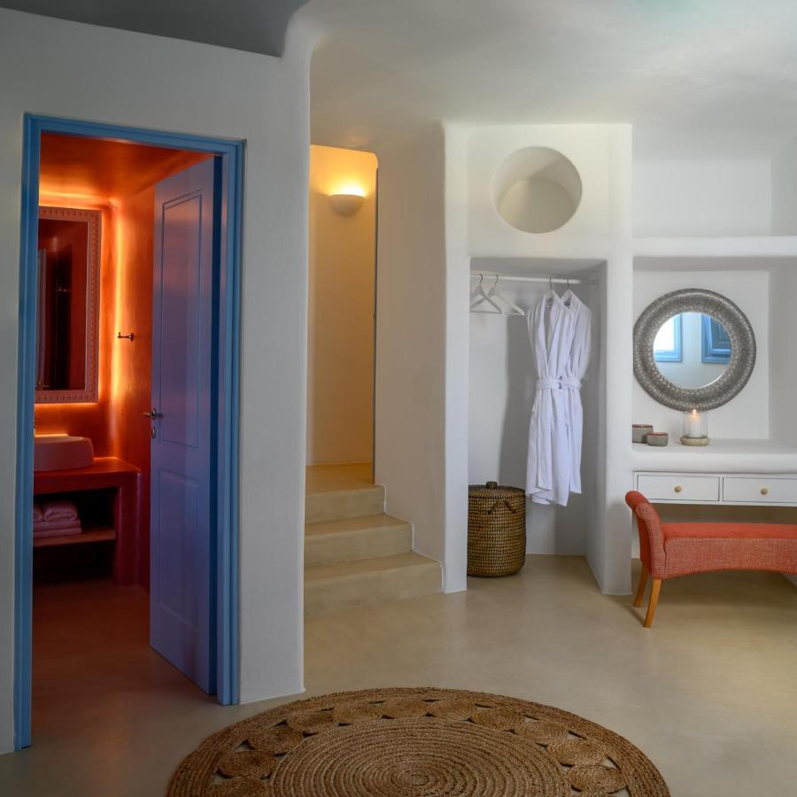 Este Luxury Suites Фира Екстериор снимка