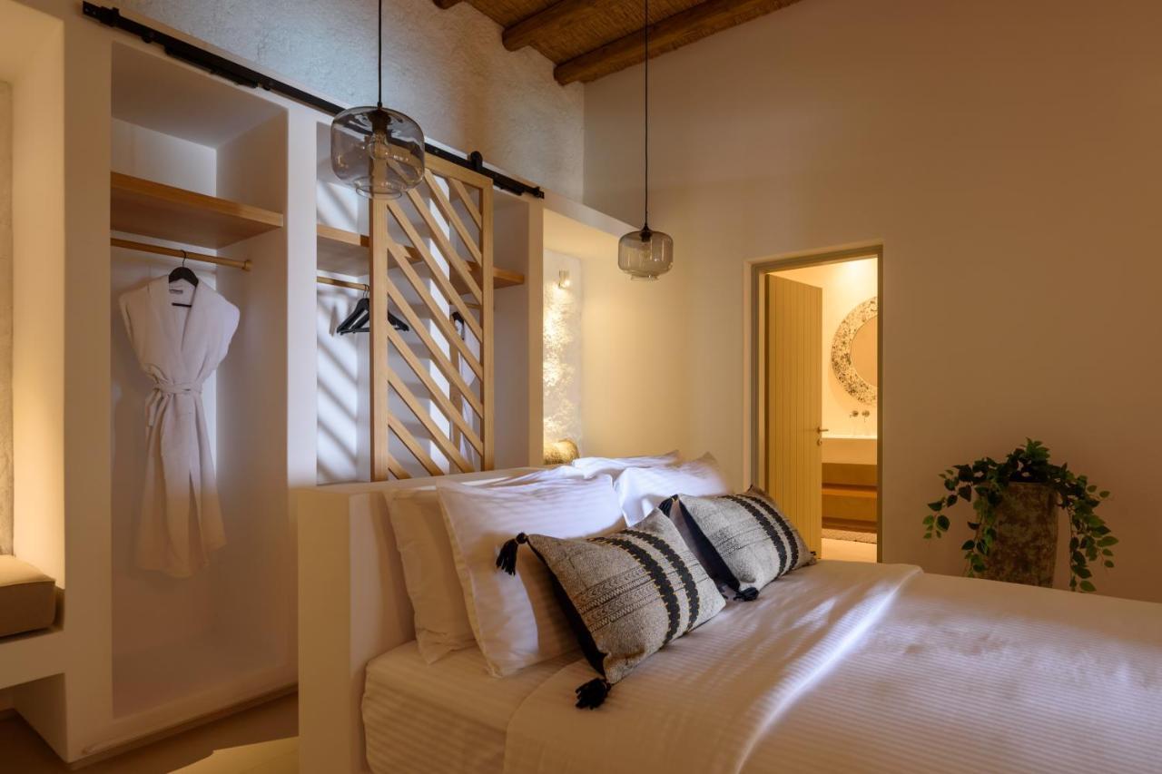 Este Luxury Suites Фира Екстериор снимка