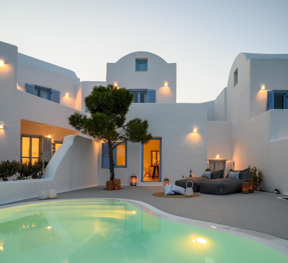 Este Luxury Suites Фира Екстериор снимка