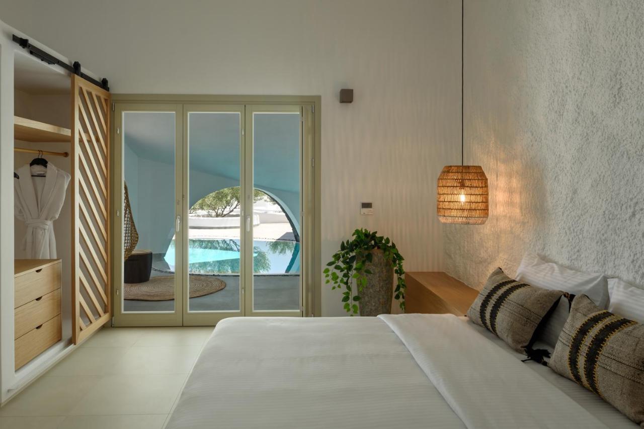 Este Luxury Suites Фира Екстериор снимка
