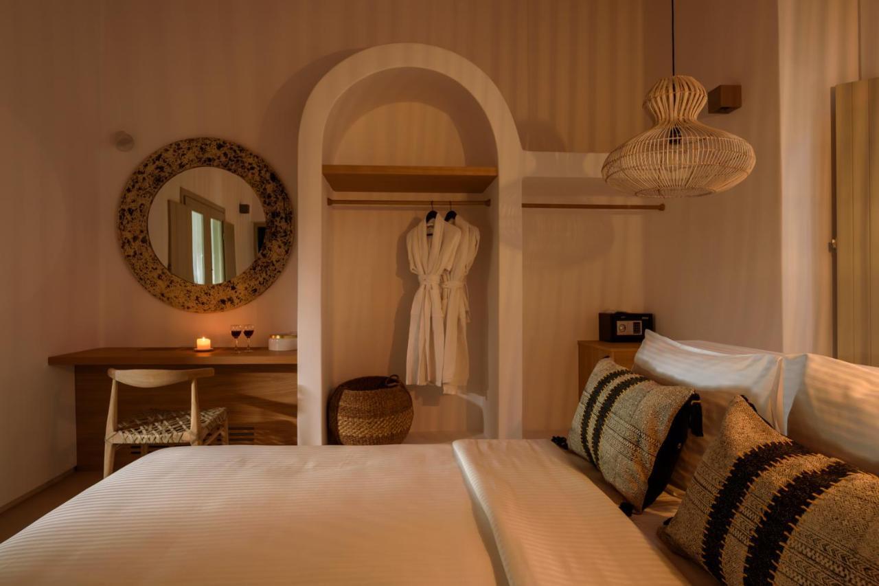 Este Luxury Suites Фира Екстериор снимка