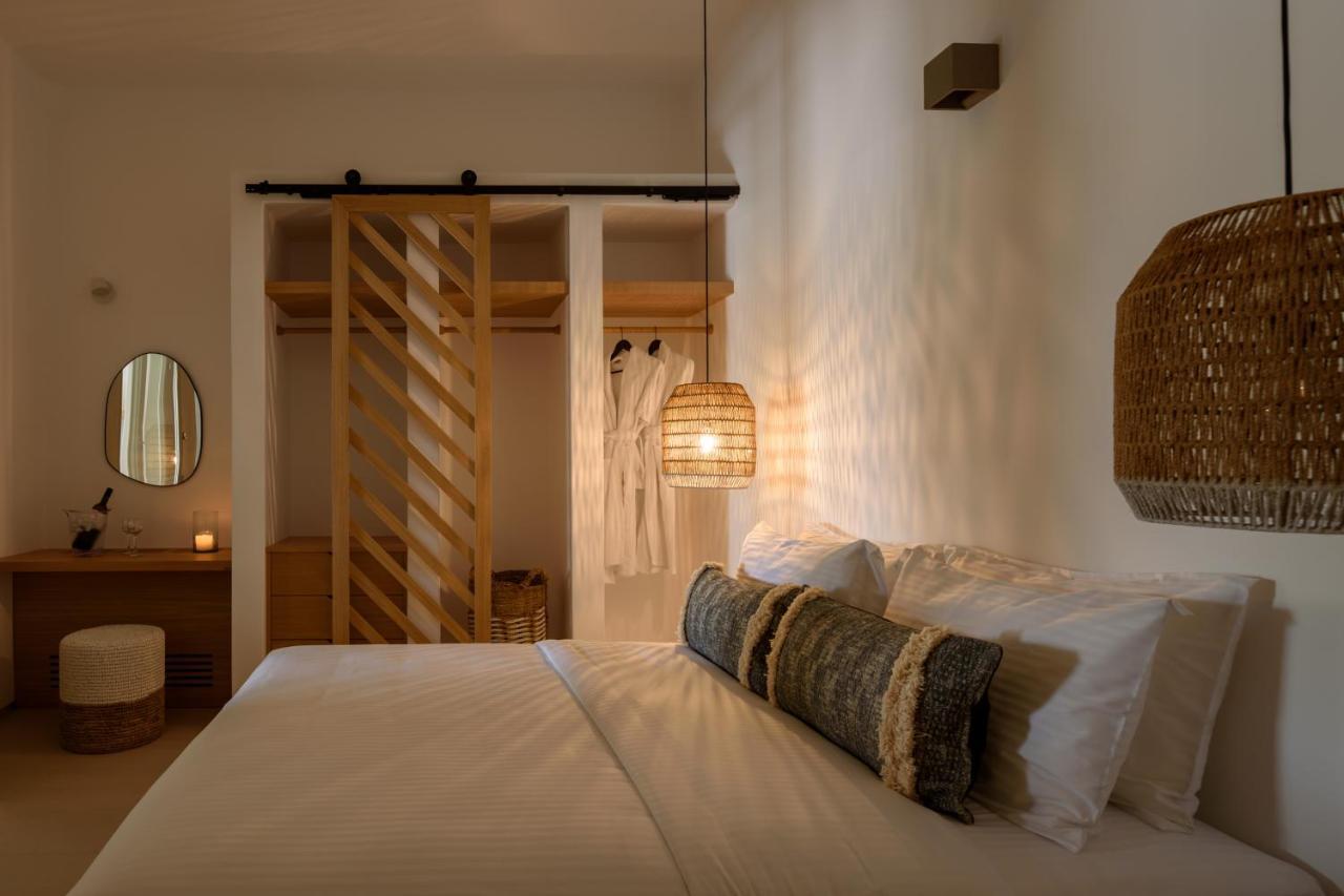 Este Luxury Suites Фира Екстериор снимка