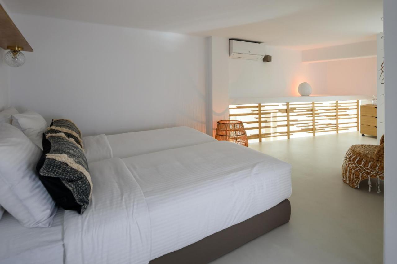 Este Luxury Suites Фира Екстериор снимка