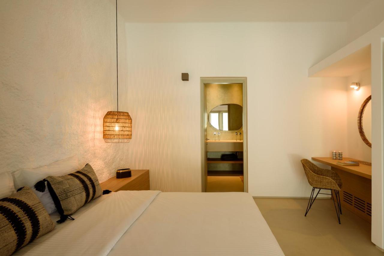 Este Luxury Suites Фира Екстериор снимка