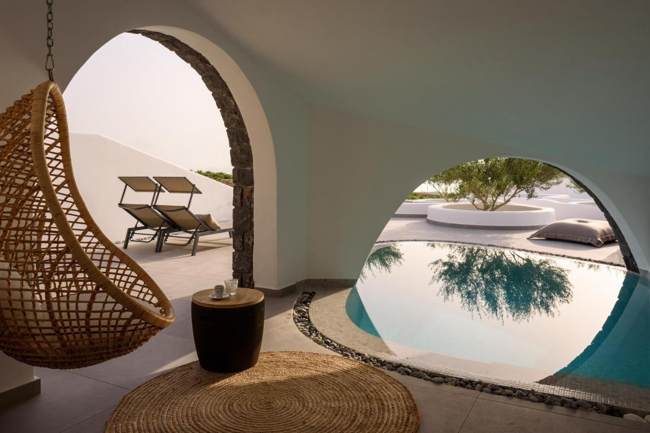 Este Luxury Suites Фира Екстериор снимка