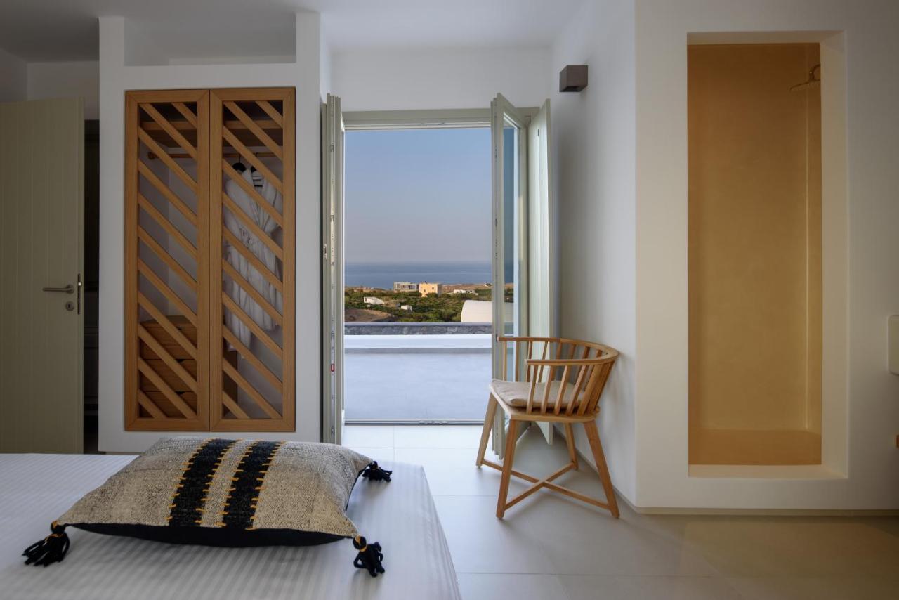 Este Luxury Suites Фира Екстериор снимка