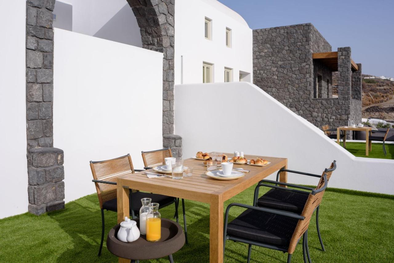 Este Luxury Suites Фира Екстериор снимка